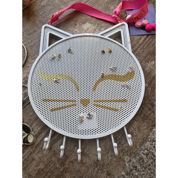 Girls accessory bundle. - Picture 2 of 5